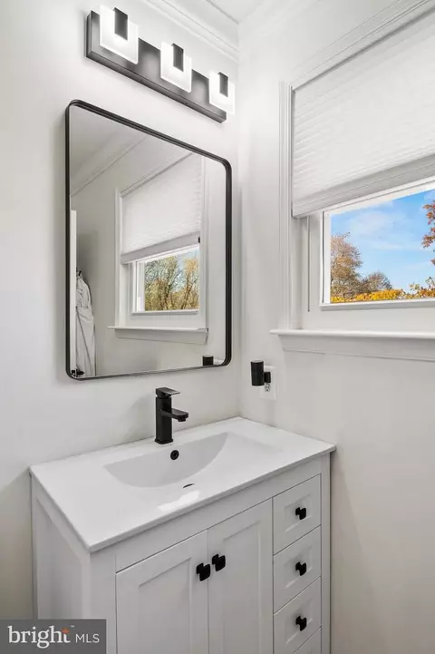 Bath - 606 Whittington Pl, Deale, MD 20751 photo 1 of 1