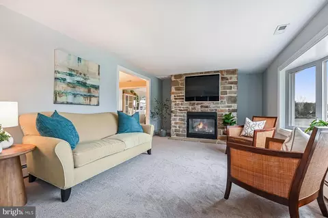 Living - 101 Norman Rd, Pasadena, MD 21122 photo 1 of 3
