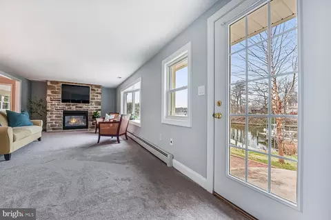 Living - 101 Norman Rd, Pasadena, MD 21122 photo 3 of 3