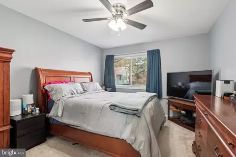 Bedroom - 2060 Friendly Pl, Crofton, MD 21114 photo 1 of 4