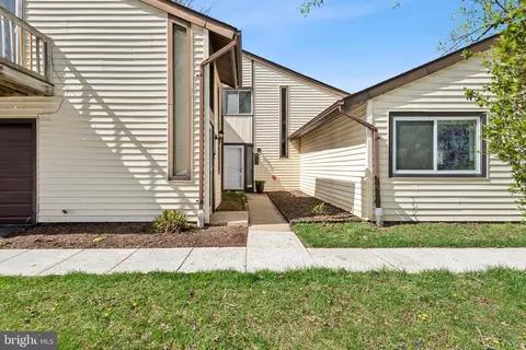2060 Friendly Pl, Crofton, MD 21114