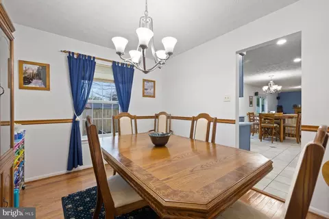 Dining - 809 Vacation Dr, Odenton, MD 21113 photo 1 of 4
