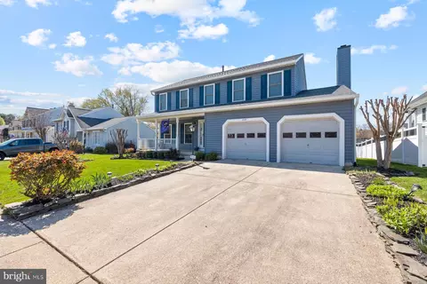 Exterior - 809 Vacation Dr, Odenton, MD 21113 photo 2 of 8