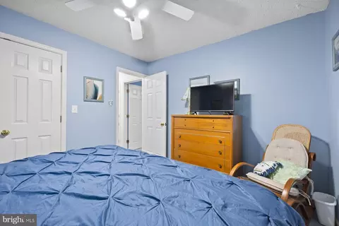 Bedroom - 809 Vacation Dr, Odenton, MD 21113 photo 5 of 7