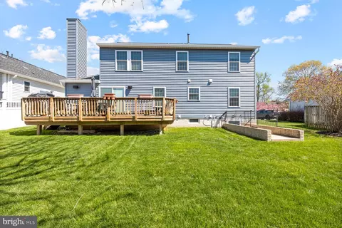 Exterior - 809 Vacation Dr, Odenton, MD 21113 photo 7 of 8