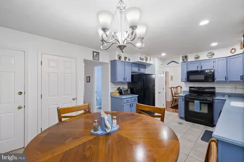 Kitchen - 809 Vacation Dr, Odenton, MD 21113 photo 3 of 3