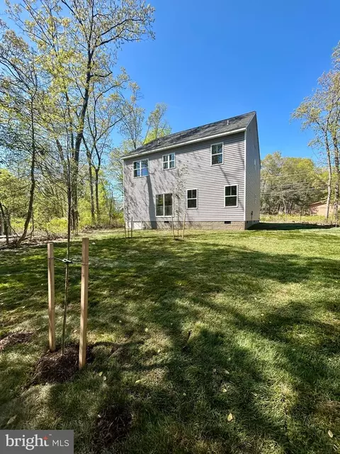 Exterior - 4655 Mountain Rd, Pasadena, MD 21122 photo 5 of 6