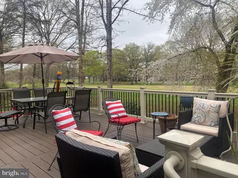 1516 Elwyn Ave, Crofton, MD 21114 photo 2
