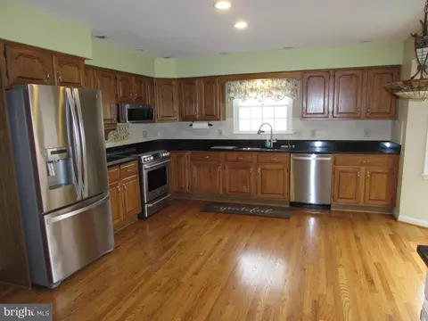 1305 Pecantree Ct, Crofton, MD 21114 photo 21
