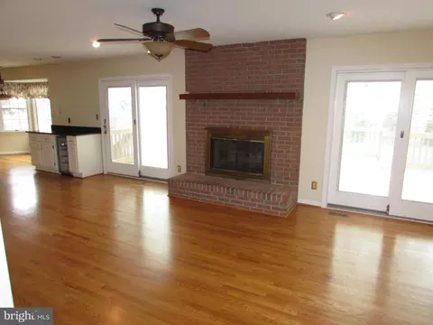 1305 Pecantree Ct, Crofton, MD 21114 photo 19