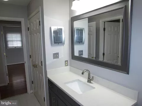 1305 Pecantree Ct, Crofton, MD 21114 photo 36