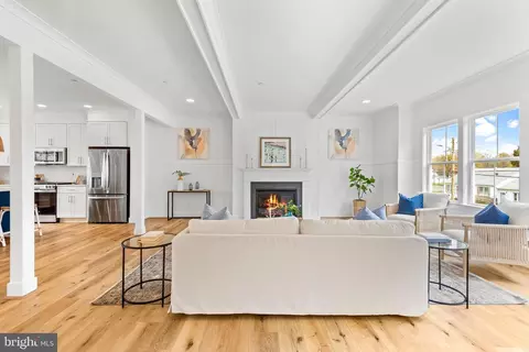Living - 6016 Drum Point Rd, Deale, MD 20751 photo 4 of 4