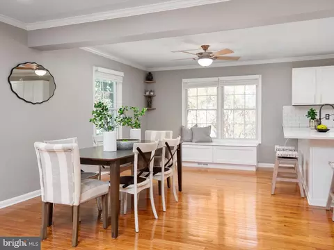Dining - 526 Broadneck Rd, Annapolis, MD 21409 photo 1 of 1
