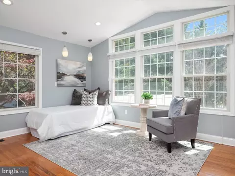 Bedroom - 526 Broadneck Rd, Annapolis, MD 21409 photo 6 of 7