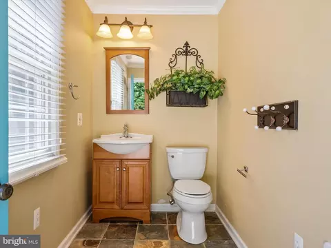 Bath - 526 Broadneck Rd, Annapolis, MD 21409 photo 7 of 8
