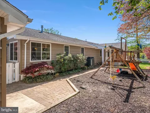 Exterior - 526 Broadneck Rd, Annapolis, MD 21409 photo 10 of 17
