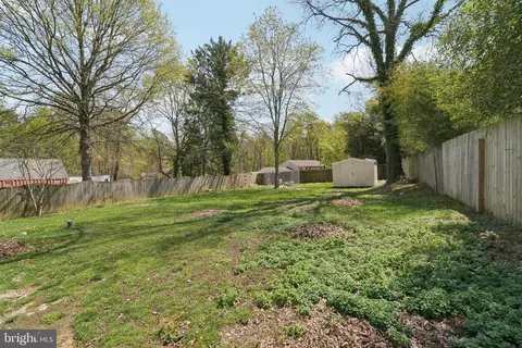 Exterior - 7195 Ohio Ave, Hanover, MD 21076 photo 4 of 7