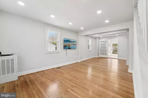 7195 Ohio Ave, Hanover, MD 21076