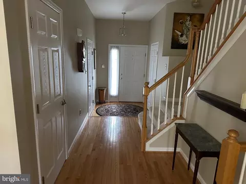2562 Running Wolf Trl, Odenton, MD 21113 photo 2