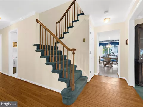 Entry Way - 2712 Elton Ct, Crofton, MD 21114 photo 2 of 2