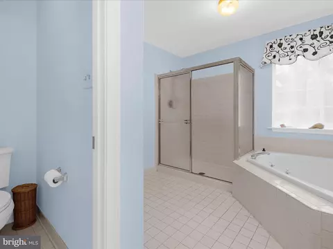 Bath - 2712 Elton Ct, Crofton, MD 21114 photo 5 of 8