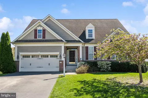 15 Tremont Dr, Millersville, MD 21108