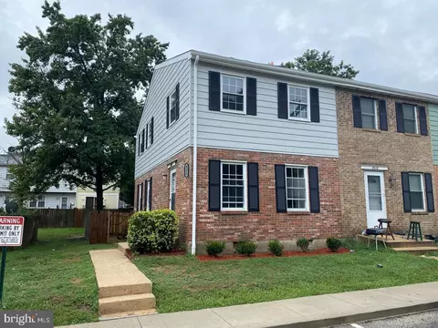 8216 Marlton Ct, Severn, MD 21144