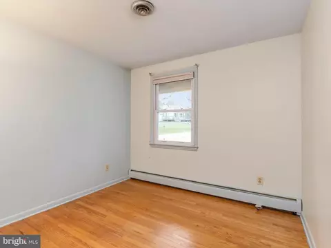 Bedroom - 7147 Ohio Ave, Hanover, MD 21076 photo 5 of 6