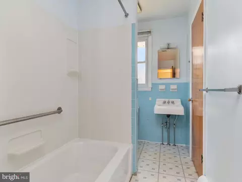 Bath - 7147 Ohio Ave, Hanover, MD 21076 photo 2 of 3