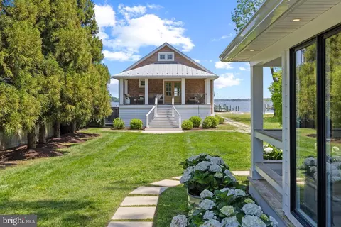 713 Cottage Dr, Arnold, MD 21012