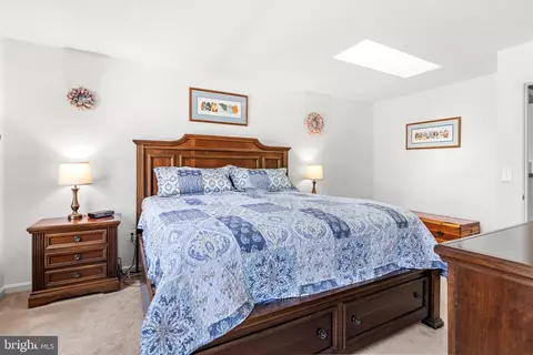 7866 Kings Bench Pl, Pasadena, MD 21122 photo 32