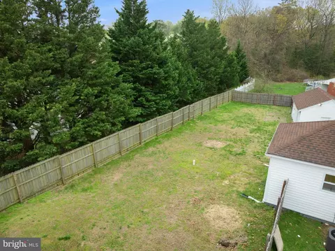 28 Kellington Dr, Pasadena, MD 21122 photo 31