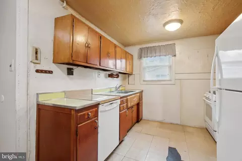 1600 Oriole Rd, Edgewater, MD 21037 photo 17