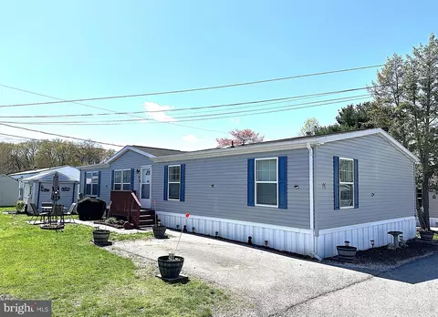 488 N Patuxent Rd #14, Odenton, MD 21113