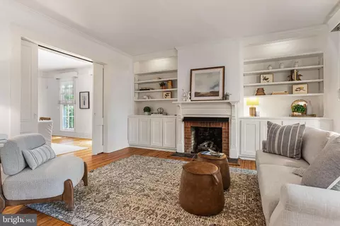 138 Charles St, Annapolis, MD 21401 photo 2
