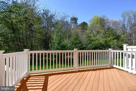 7570 Maiden Head Dr, Hanover, MD 21076 photo 34