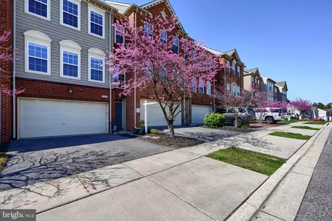 7570 Maiden Head Dr, Hanover, MD 21076 photo 2