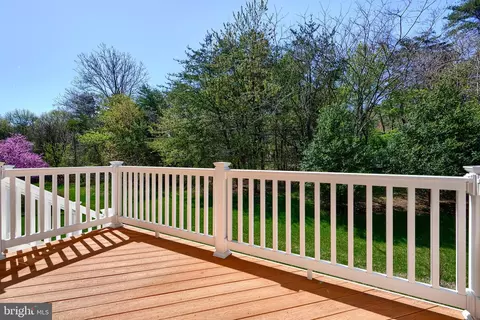 7570 Maiden Head Dr, Hanover, MD 21076 photo 35