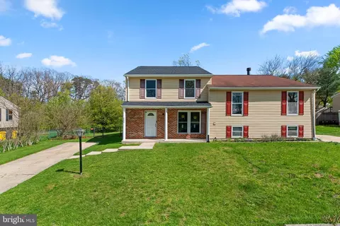 8245 Lexington Dr, Severn, MD 21144