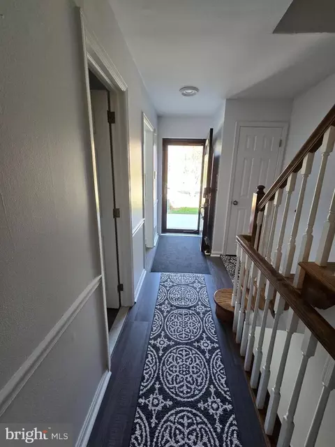 Entry Way - 1272 Masters Dr, Arnold, MD 21012 photo 1 of 1