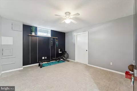 8393 Armstrong Dr, Pasadena, MD 21122 photo 24