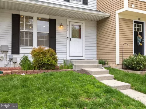 653 Willowby Run, Pasadena, MD 21122 photo 2