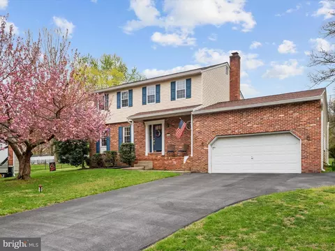 1526 Palm Ct, Pasadena, MD 21122