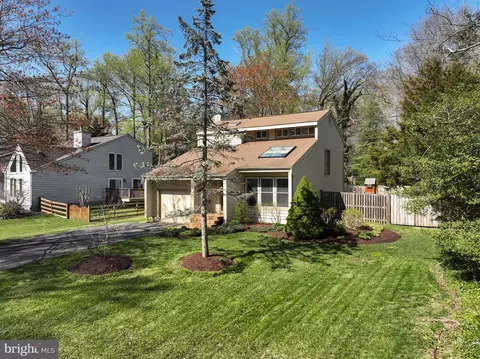 108 Gardner Dr, Annapolis, MD 21403