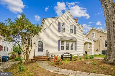 9 N Cherry Grove Ave, Annapolis, MD 21401