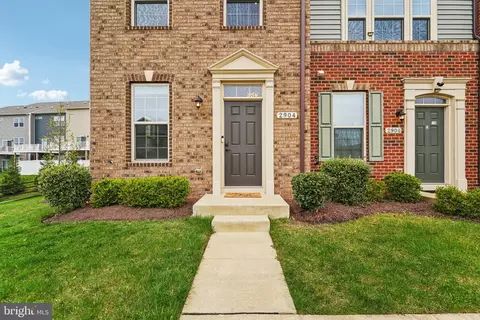 2904 Glendale Ave, Hanover, MD 21076 photo 2