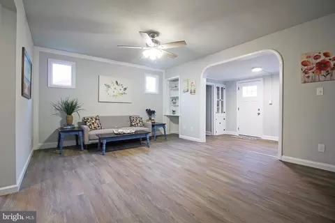 8528 Main Ave, Pasadena, MD 21122 photo 4