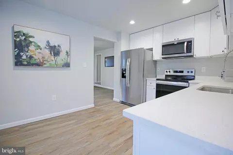 8528 Main Ave, Pasadena, MD 21122 photo 3