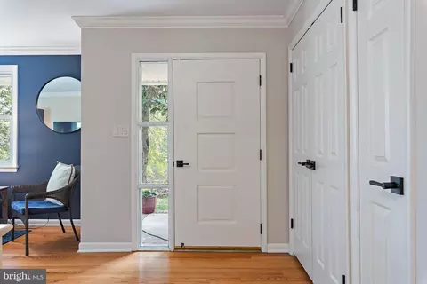 Entry Way - 2651 Ogleton Rd, Annapolis, MD 21403 photo 3 of 5