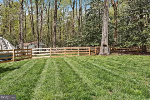 Exterior - 2651 Ogleton Rd, Annapolis, MD 21403 photo 6 of 8